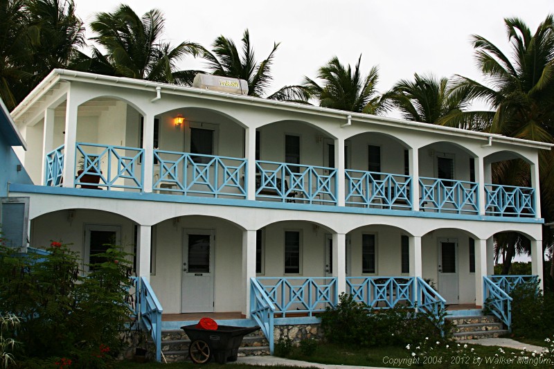 Neptune's Treasure hotel building.